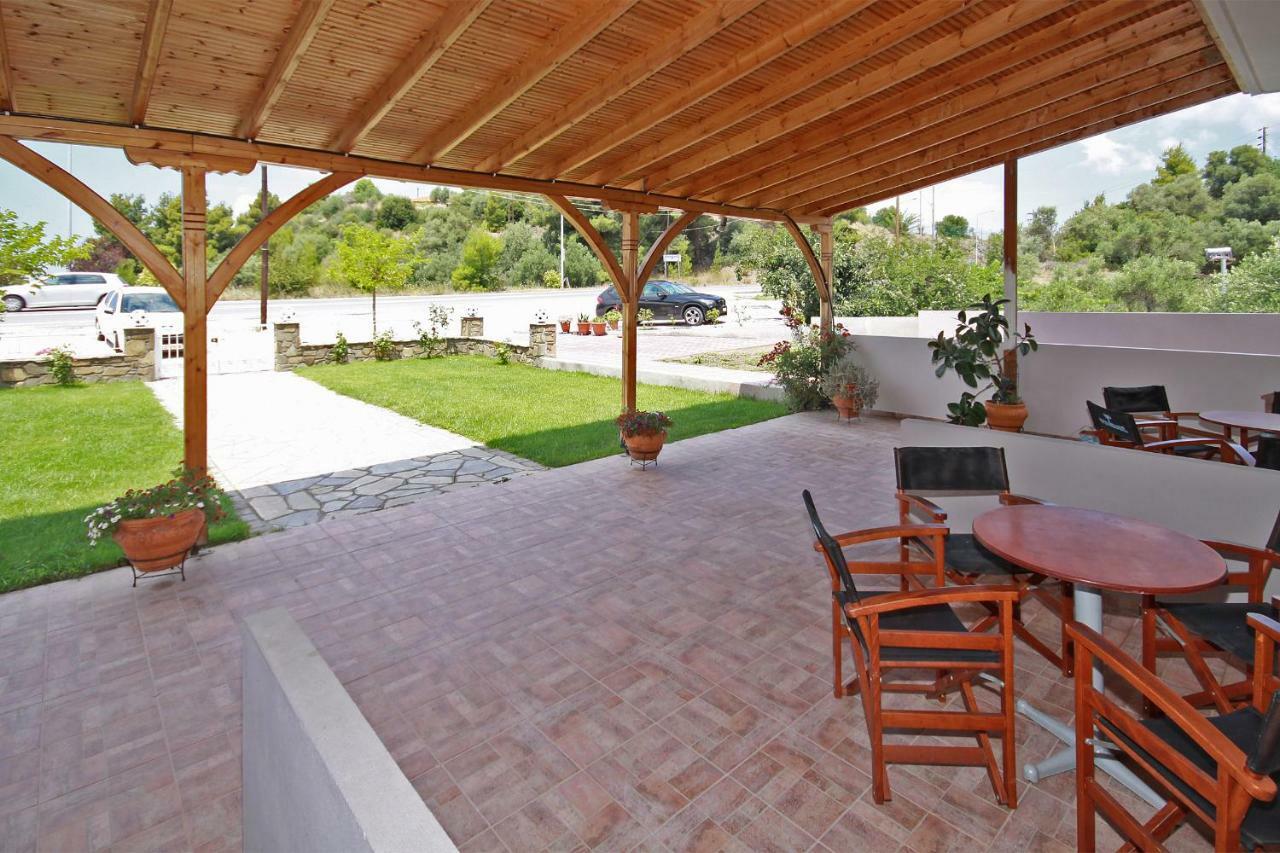 Christos House Villa Neos Marmaras Buitenkant foto